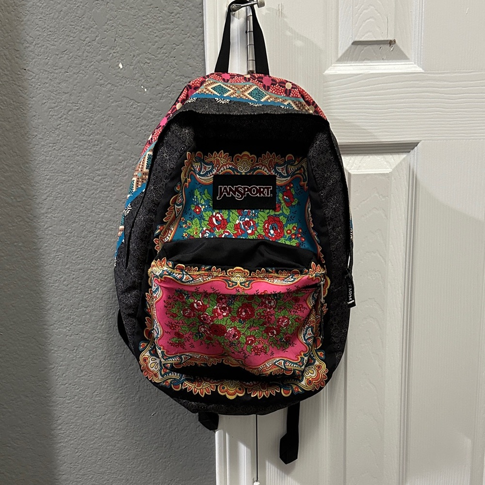 Jansport x Farm Rio backpack - Picture 2 of 5